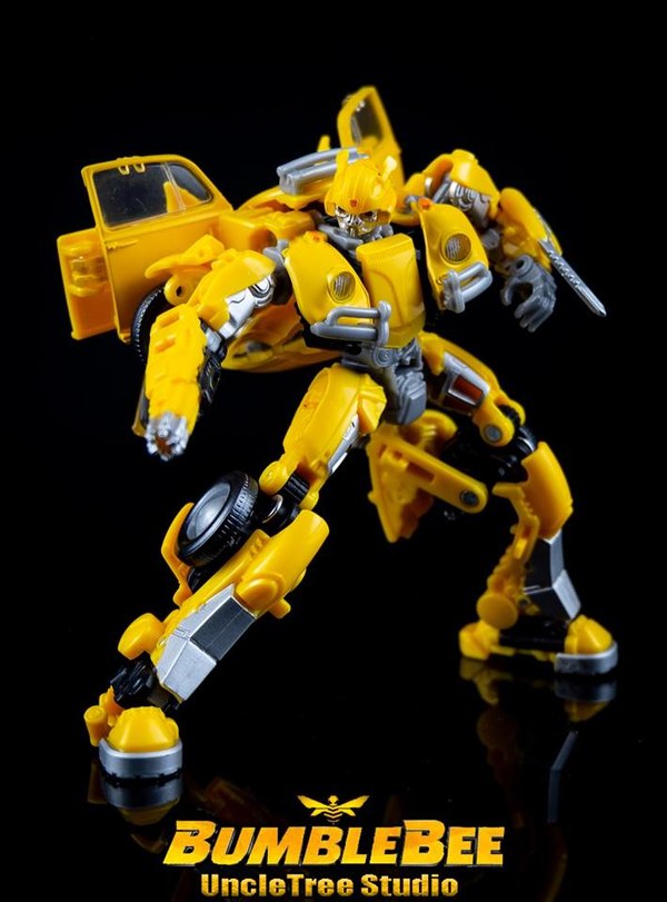 Transformers Studio Series Volkswagen Bumblebee Movie Figure Gallery 12 (12 of 16)